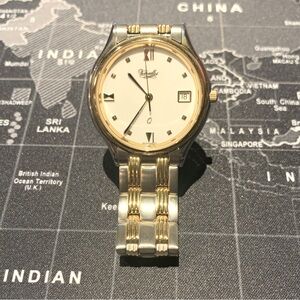 Versailles Conoco Watch